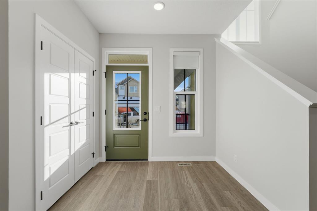 Picture for 464 Lewiston Landing NE