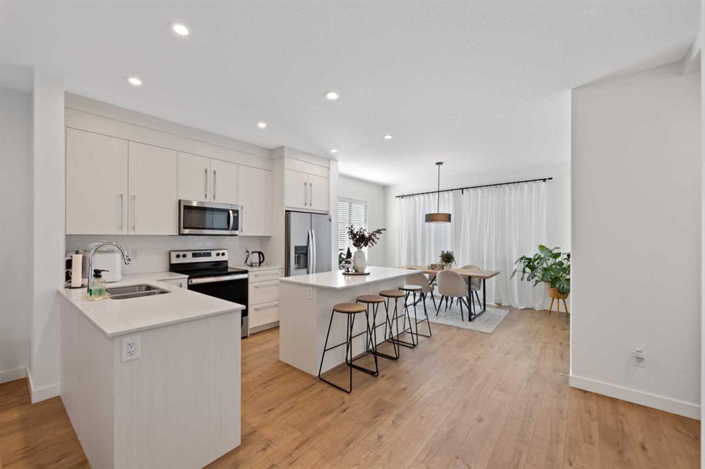 Picture for 218, 669 Savanna Boulevard NE https://www.cirrealty.ca/reb/creb/37/A2266637_12.jpg