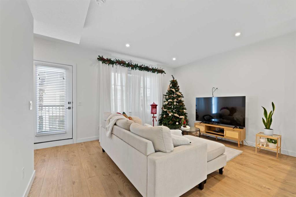 Picture for 218, 669 Savanna Boulevard NE https://www.cirrealty.ca/reb/creb/37/A2266637_9.jpg