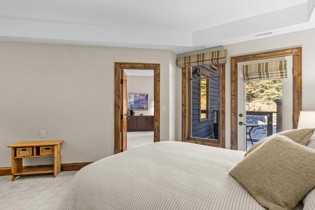 Picture for 303, 150 Stonecreek Road  https://www.cirrealty.ca/reb/creb/37/A2266737_25.jpg