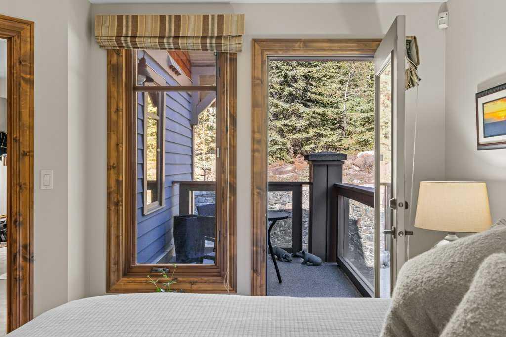 Picture for 303, 150 Stonecreek Road  https://www.cirrealty.ca/reb/creb/37/A2266737_26.jpg