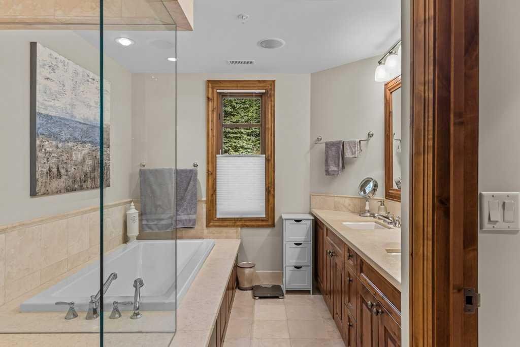Picture for 303, 150 Stonecreek Road  https://www.cirrealty.ca/reb/creb/37/A2266737_47.jpg