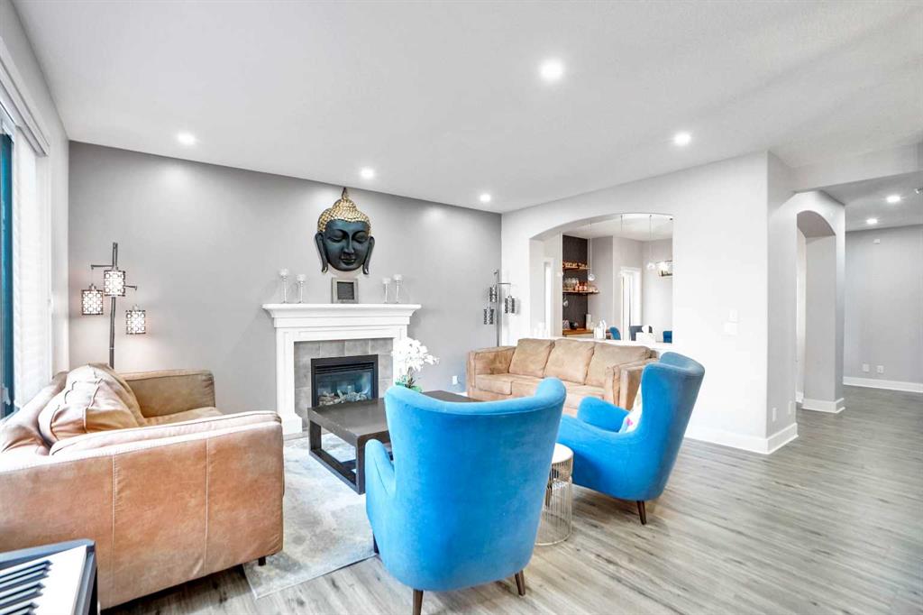 Picture for 70 Royal Ridge Manor NW https://www.cirrealty.ca/reb/creb/37/A2267637_11.jpg