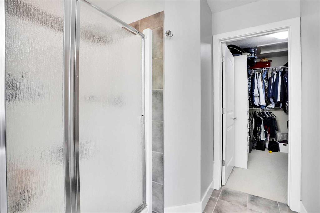 Picture for 70 Royal Ridge Manor NW https://www.cirrealty.ca/reb/creb/37/A2267637_25.jpg