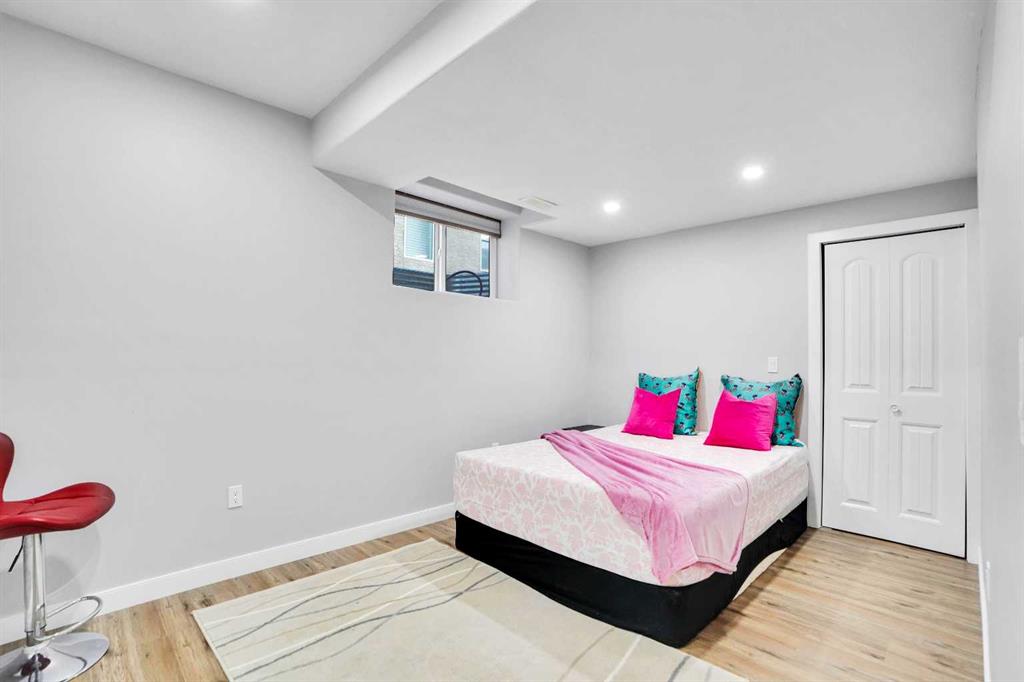 Picture for 70 Royal Ridge Manor NW https://www.cirrealty.ca/reb/creb/37/A2267637_38.jpg