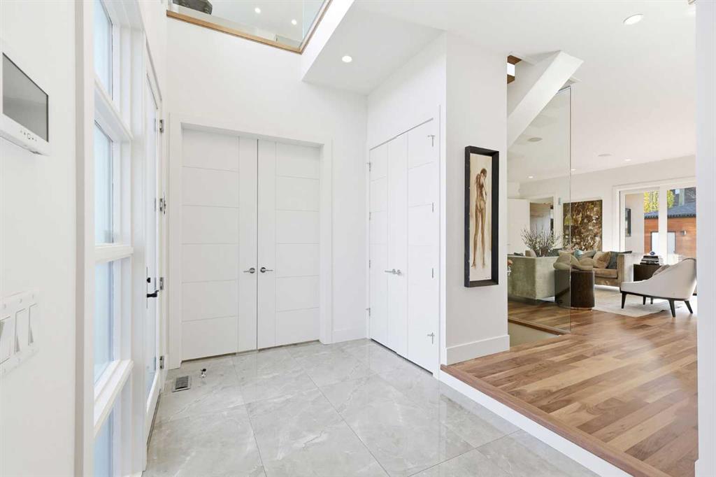 Picture for 411 47 Avenue SW