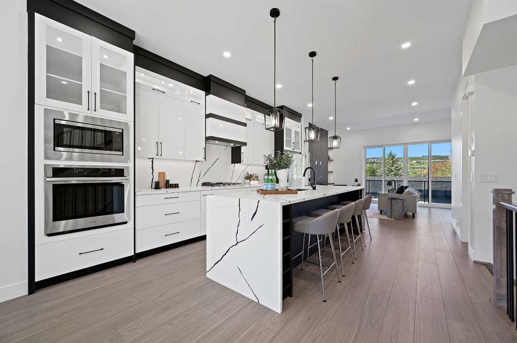 Picture for 5011 21 Avenue NW