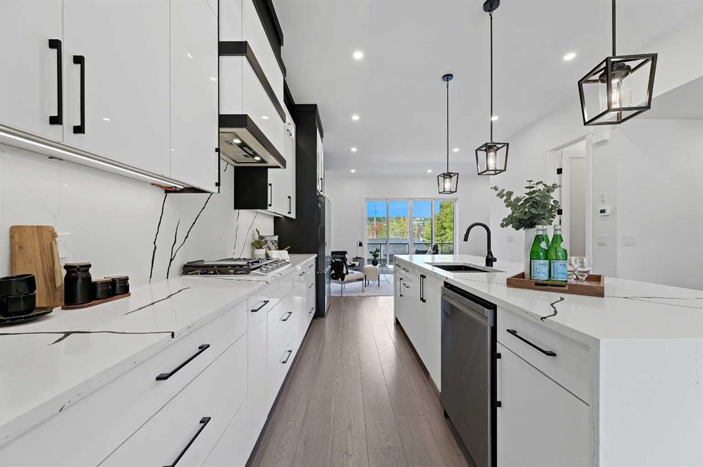 Picture for 5011 21 Avenue NW