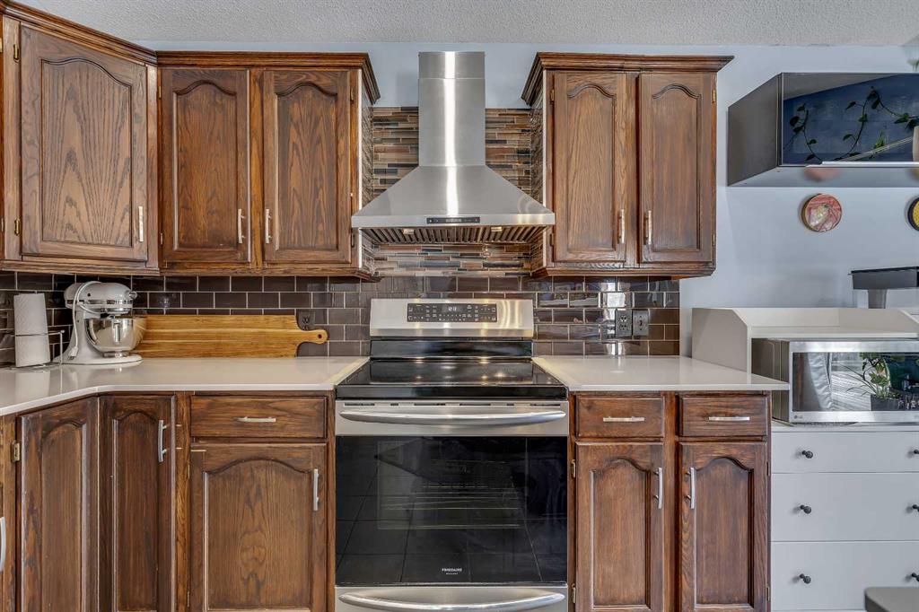 Picture for 10913 Hidden Valley Drive NW