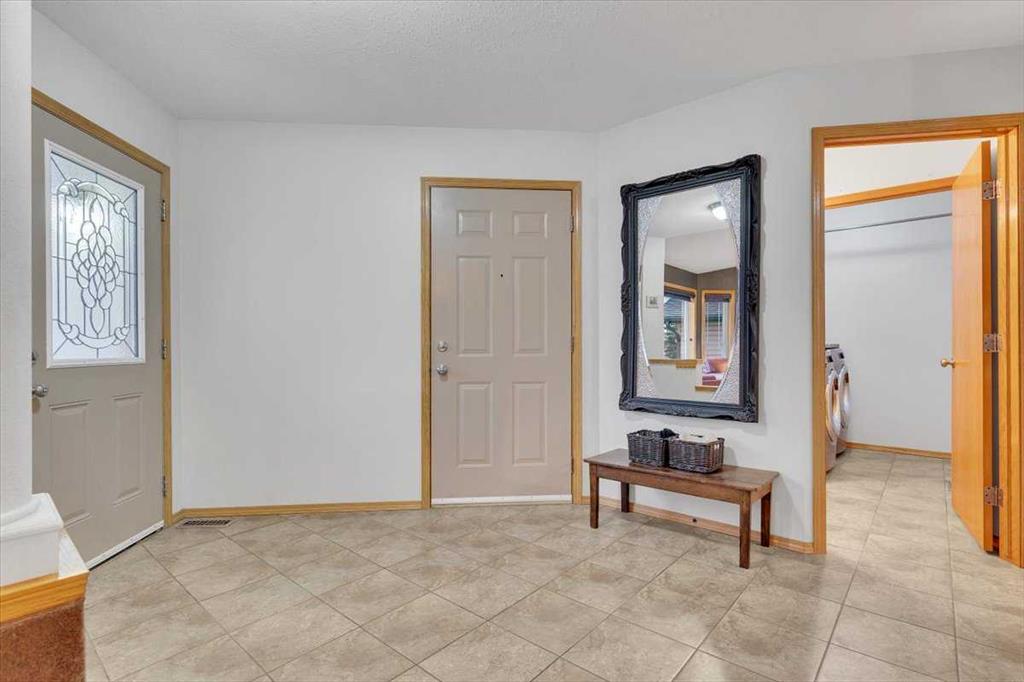 Picture for 507 Sheep River Close 