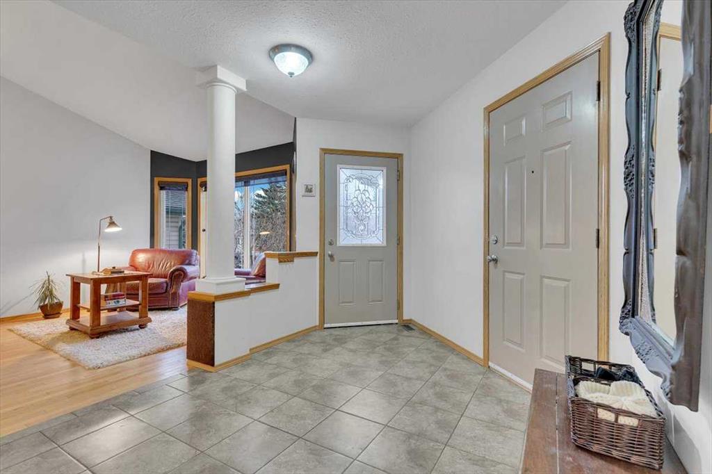 Picture for 507 Sheep River Close 