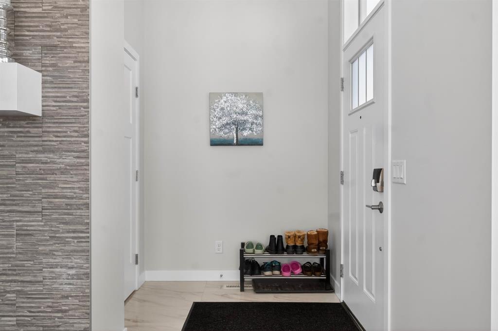 Picture for 109 Legacy Glen Point SE