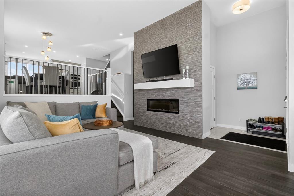 Picture for 109 Legacy Glen Point SE