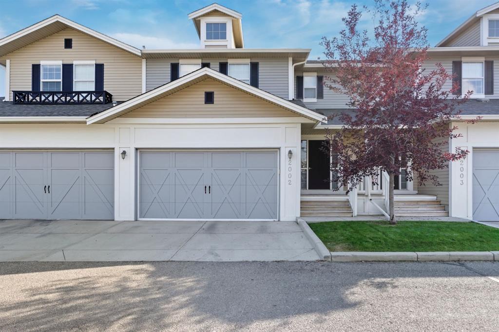 Picture for 2002, 1001 8 Street NW