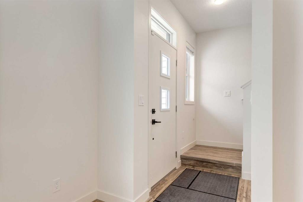 Picture for 3208, 100 Walgrove Court SE