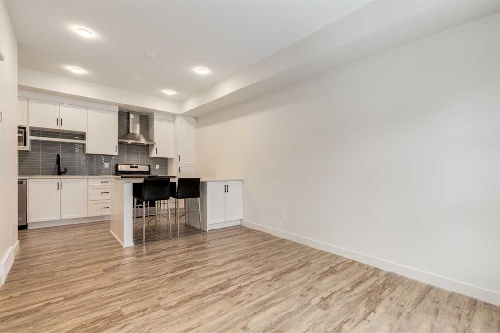 Picture for 3208, 100 Walgrove Court SE