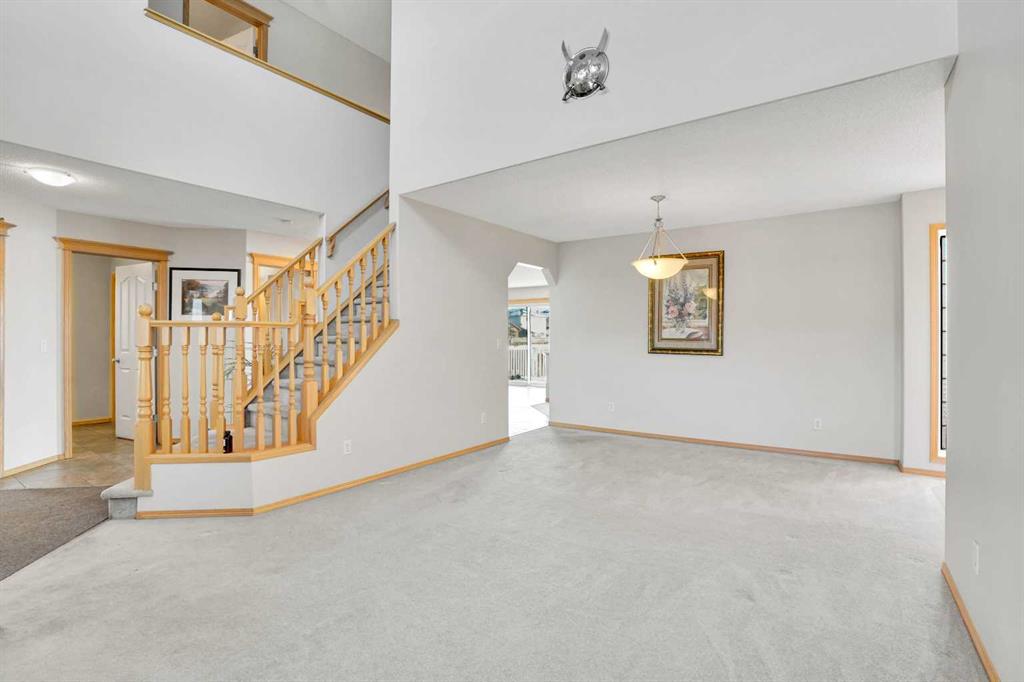 Picture for 109 Taralea Green NE