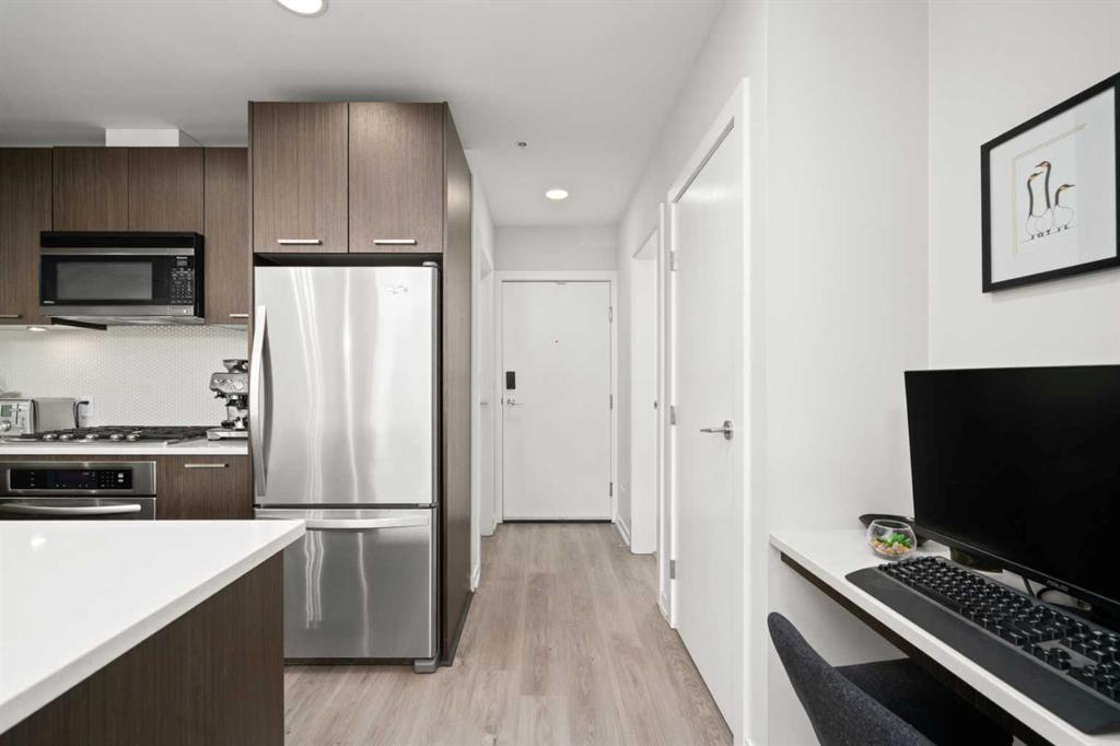 Picture for 405, 707 4 Street NE