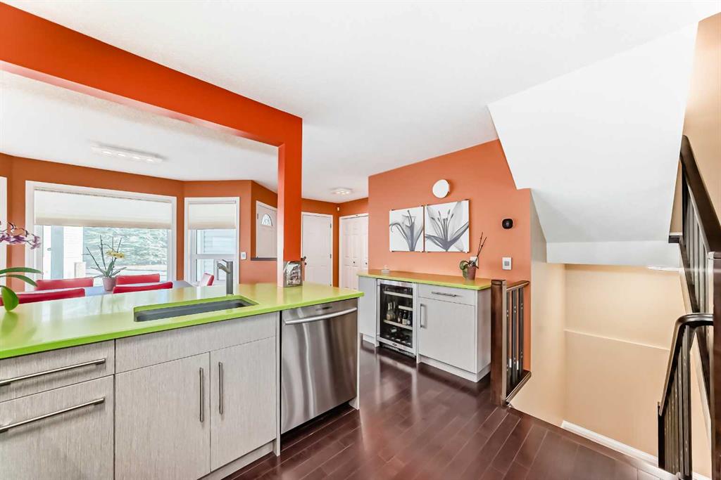 Picture for 402 Citadel Heights NW