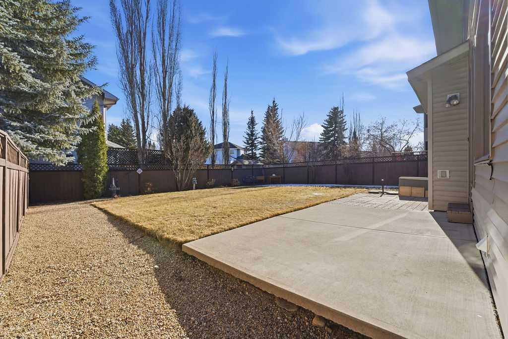 Picture for 2108 Douglasbank Crescent SE