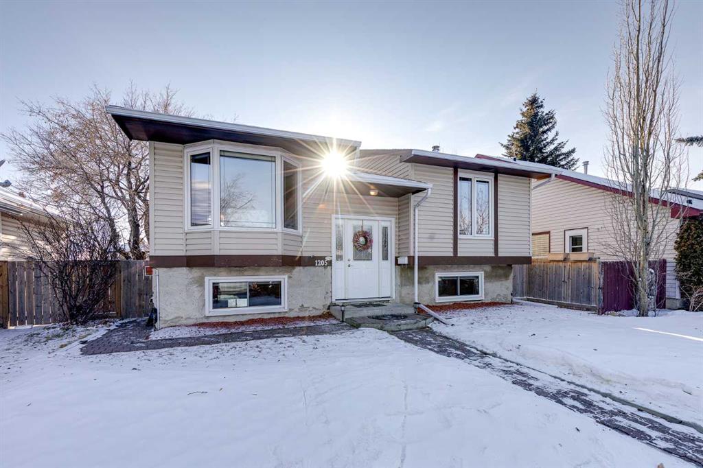 Picture for 1205 Meadowbrook Drive SE