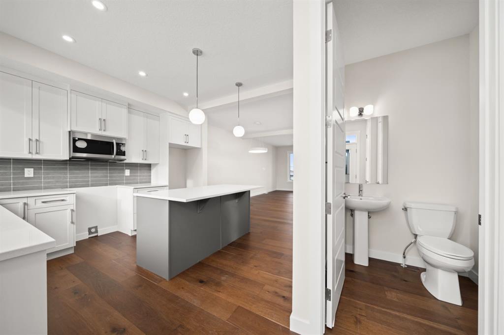 Picture for 636 Sora Boulevard SE