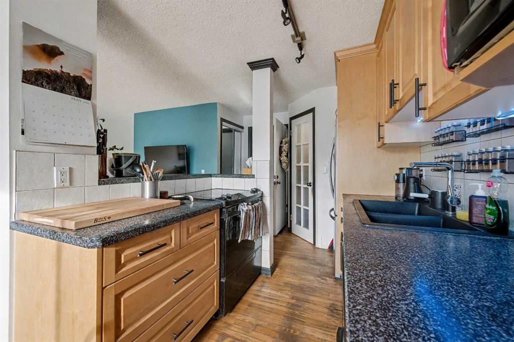 Picture for 7, 515 18 Avenue SW