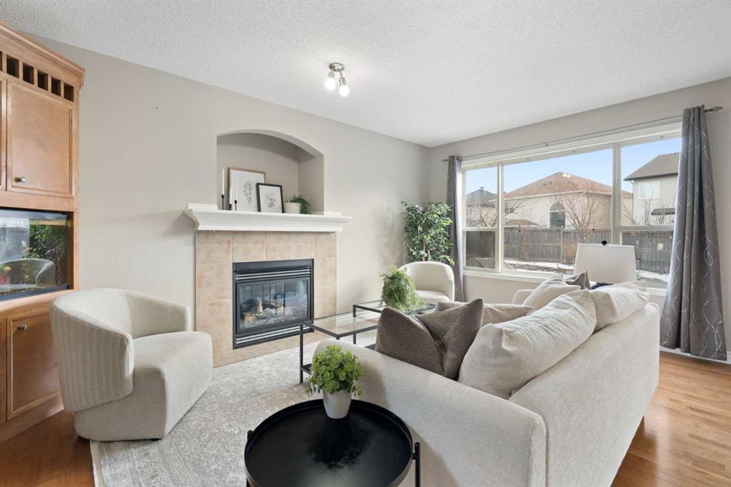 Picture for 250 Royal Birch Mews NW