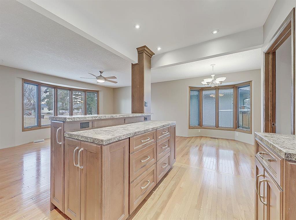 Picture for 44 Granlea Place SW