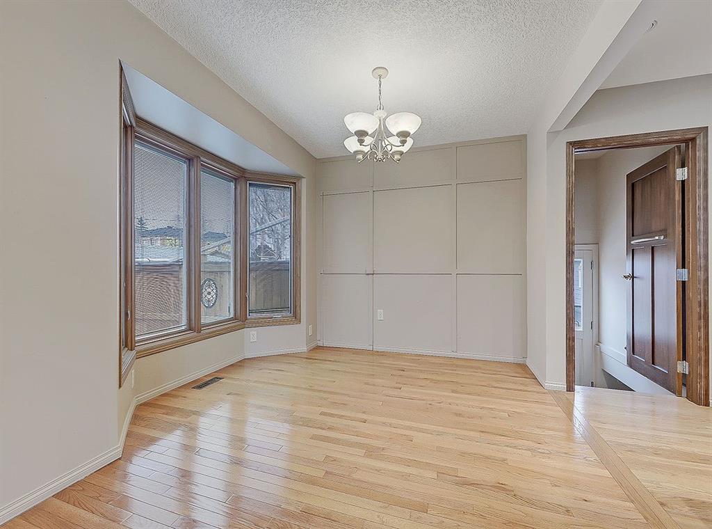 Picture for 44 Granlea Place SW