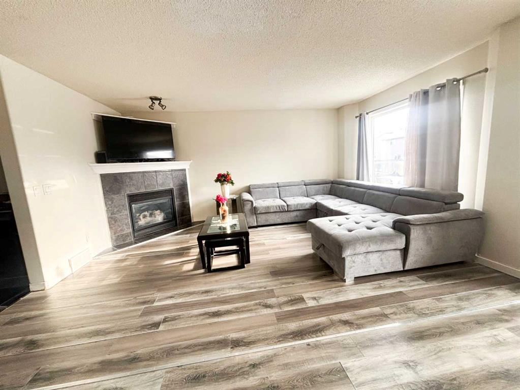 Picture for 531 Stonegate Road NW