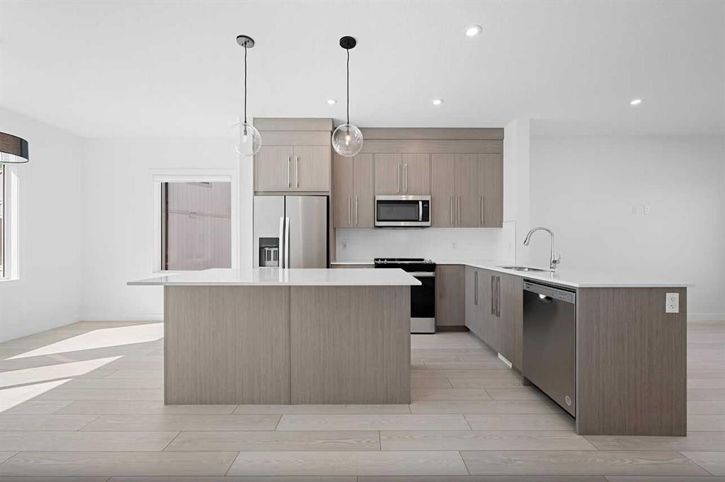 Picture for 703, 280 chelsea Road 