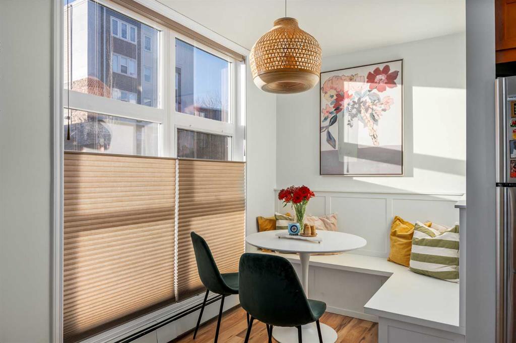 Picture for 205, 716 5 Street NE