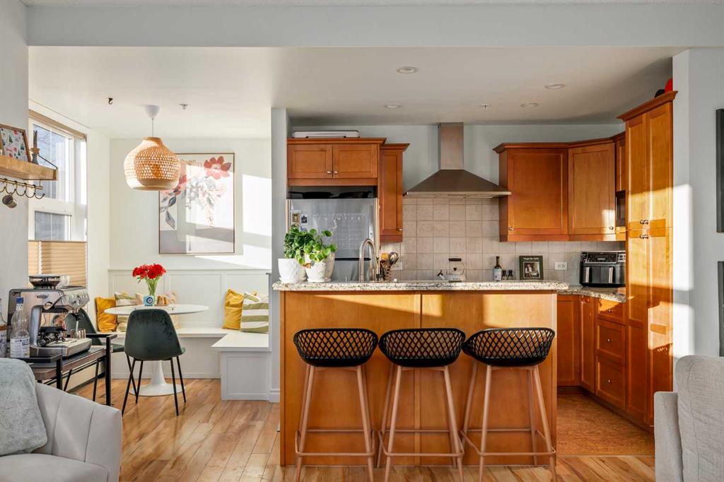 Picture for 205, 716 5 Street NE