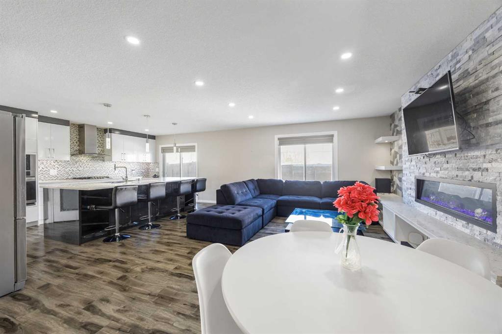 Picture for 228 Covemeadow Court NE