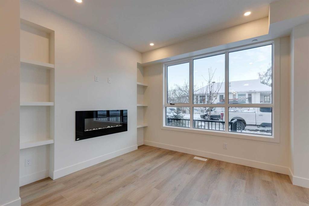 Picture for 741 21 Avenue NW