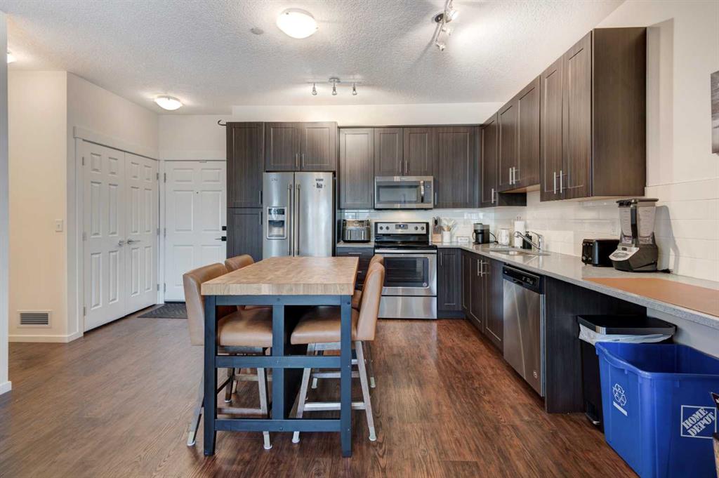 Picture for 3314, 215 Legacy Boulevard SE