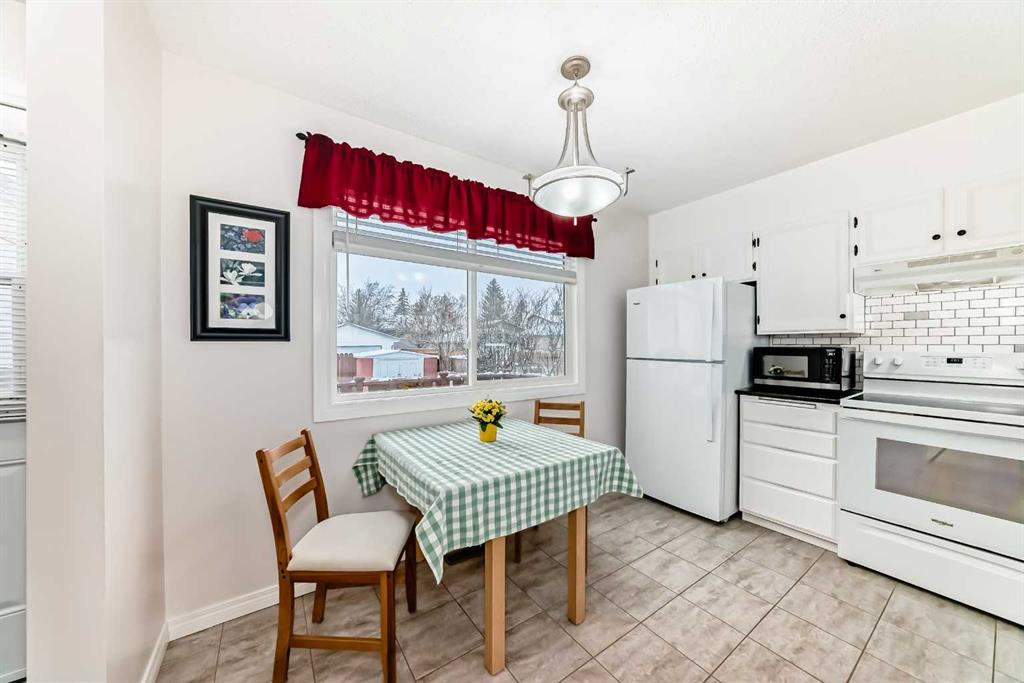 Picture for 24 Cedarwood Hill SW