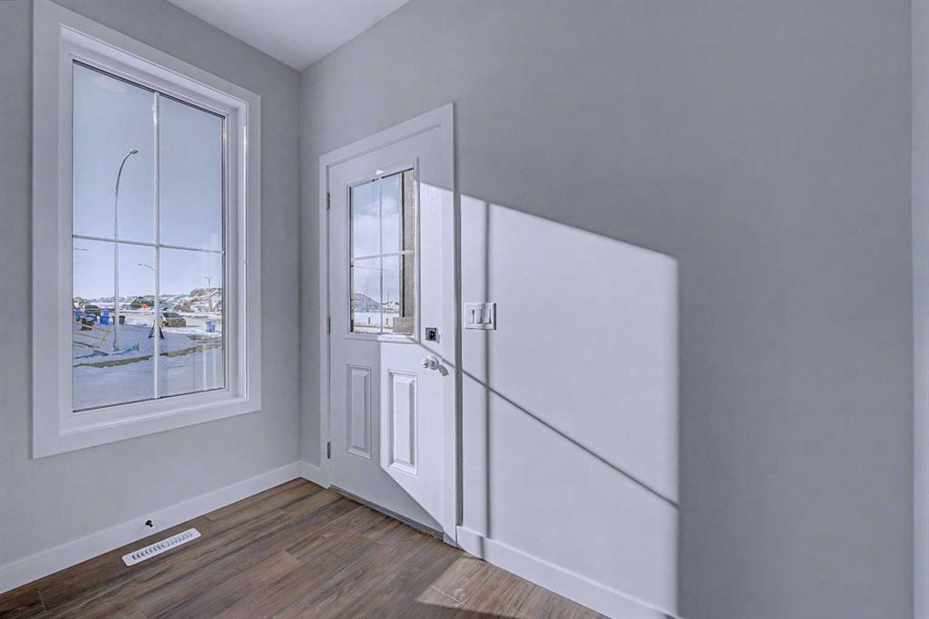 Picture for 41 Ambleton Boulevard NW