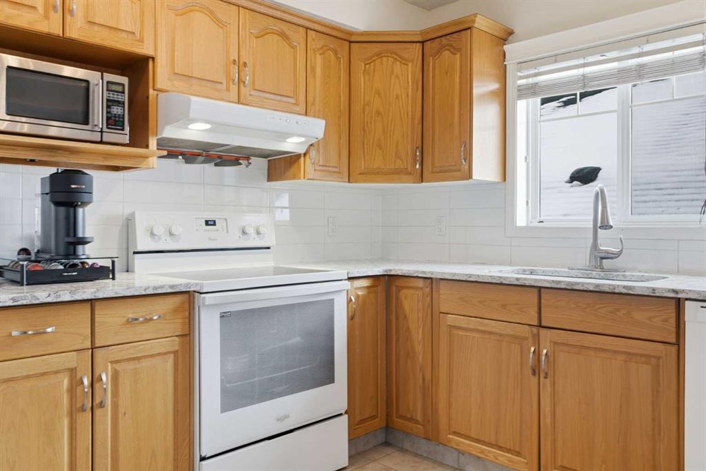 Picture for 304, 1608 12 Avenue SW