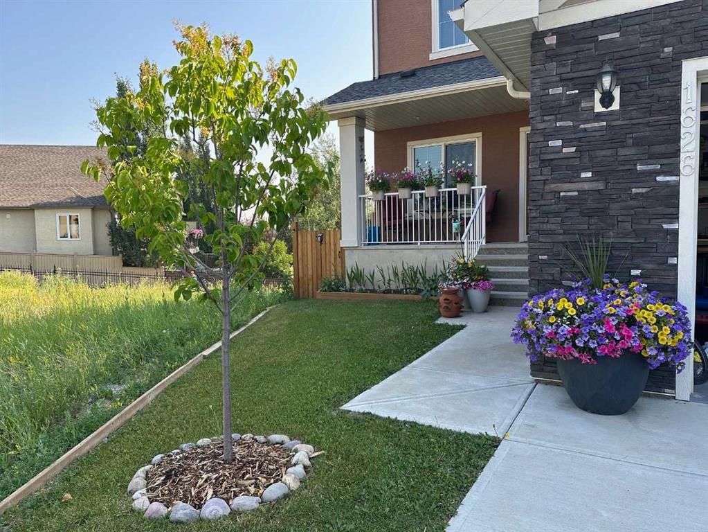 Picture for 1626 Montrose Terrace SE