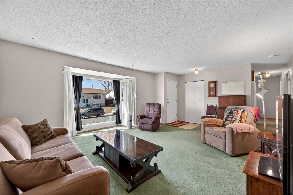 Picture for 208 Penbrooke Way SE