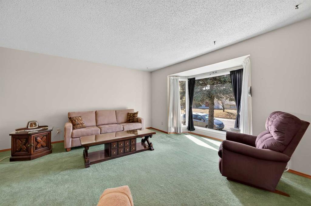 Picture for 208 Penbrooke Way SE