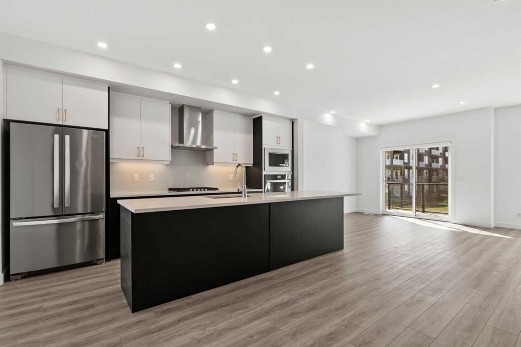 Picture for 848 83 Street SW