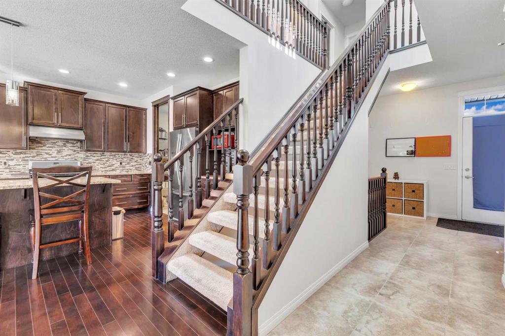 Picture for 63 Panton View NW