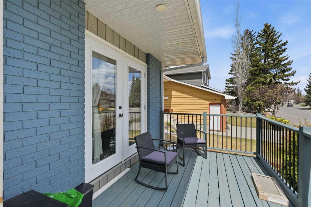 Picture for 71 Woodfield Drive SW