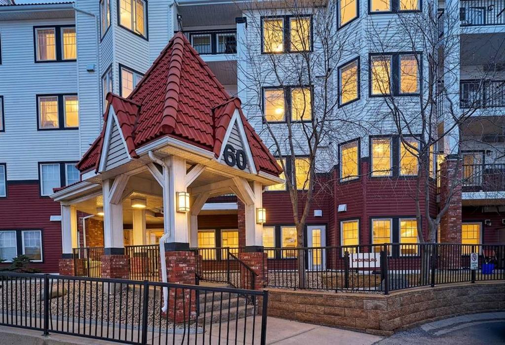 Picture for 104, 60 Royal Oak Plaza NW
