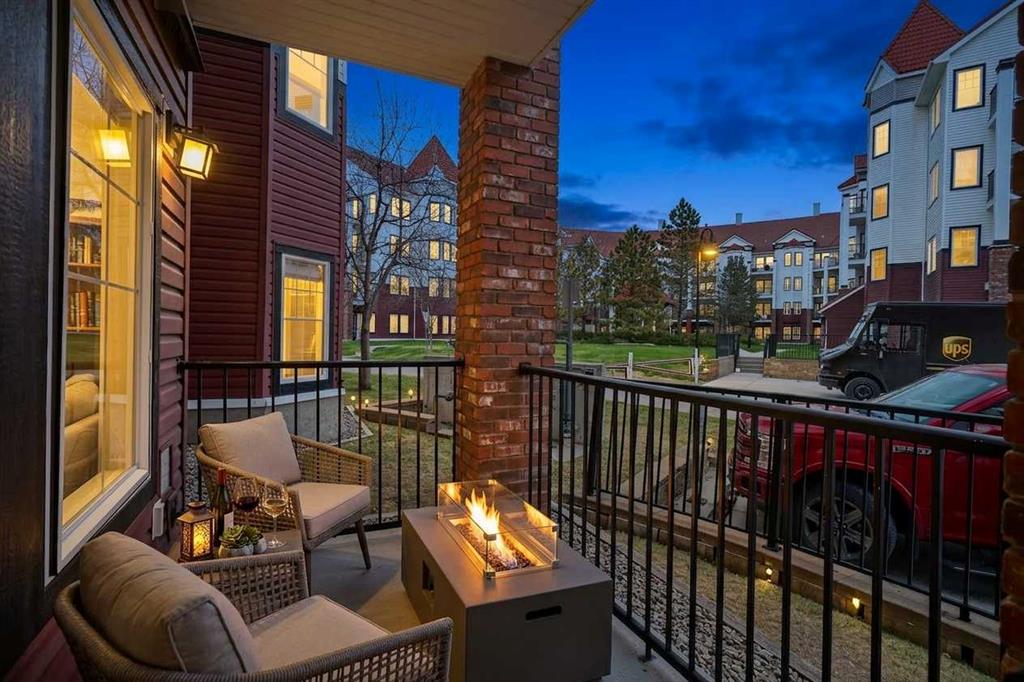 Picture for 104, 60 Royal Oak Plaza NW