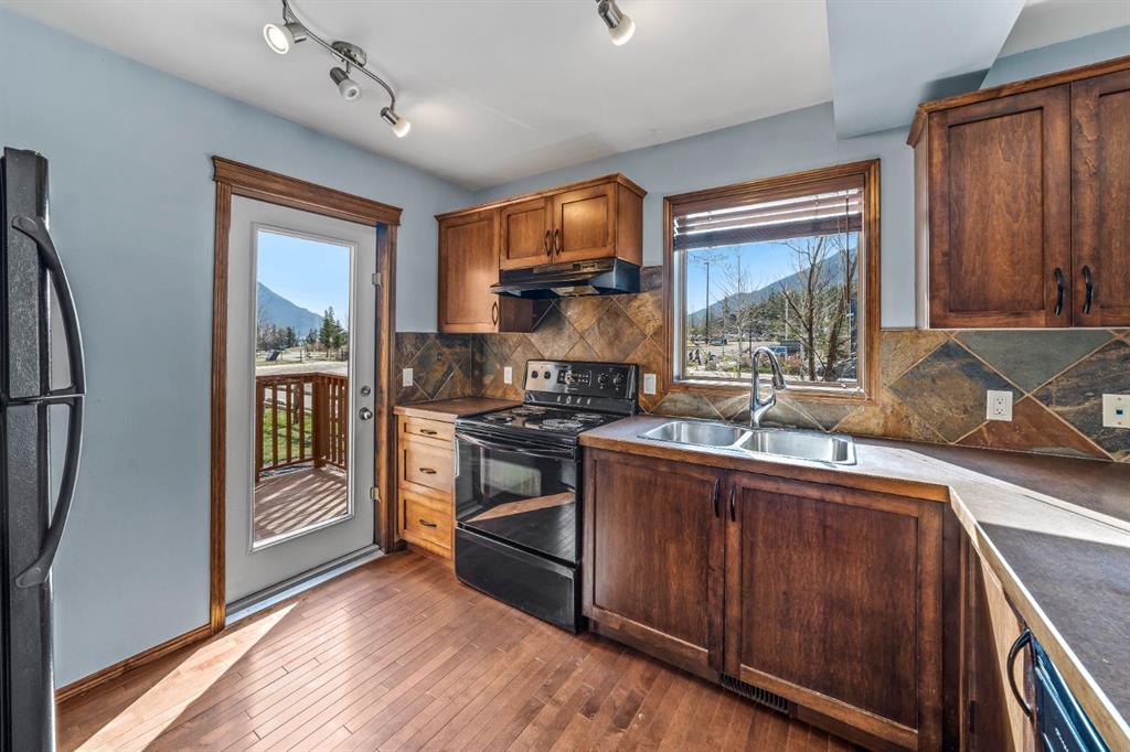 Picture for 503, 108 Armstrong Place 