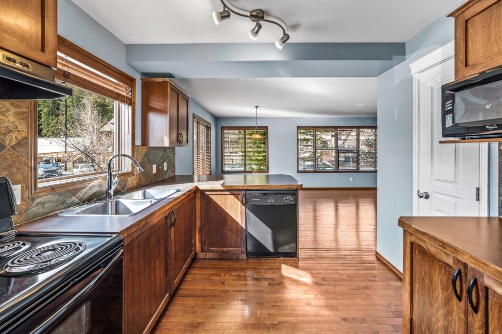 Picture for 503, 108 Armstrong Place 